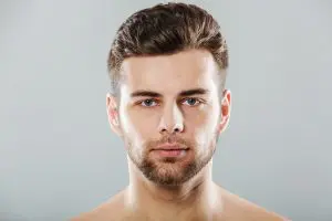 Trasplantes de vello facial