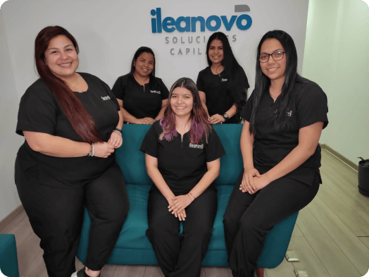 Equipo de profesionales en implante capilar o hair implants ileanovo Perú